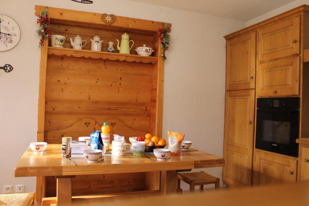 La Ferme De Sous-Lachat Samoëns Exteriör bild