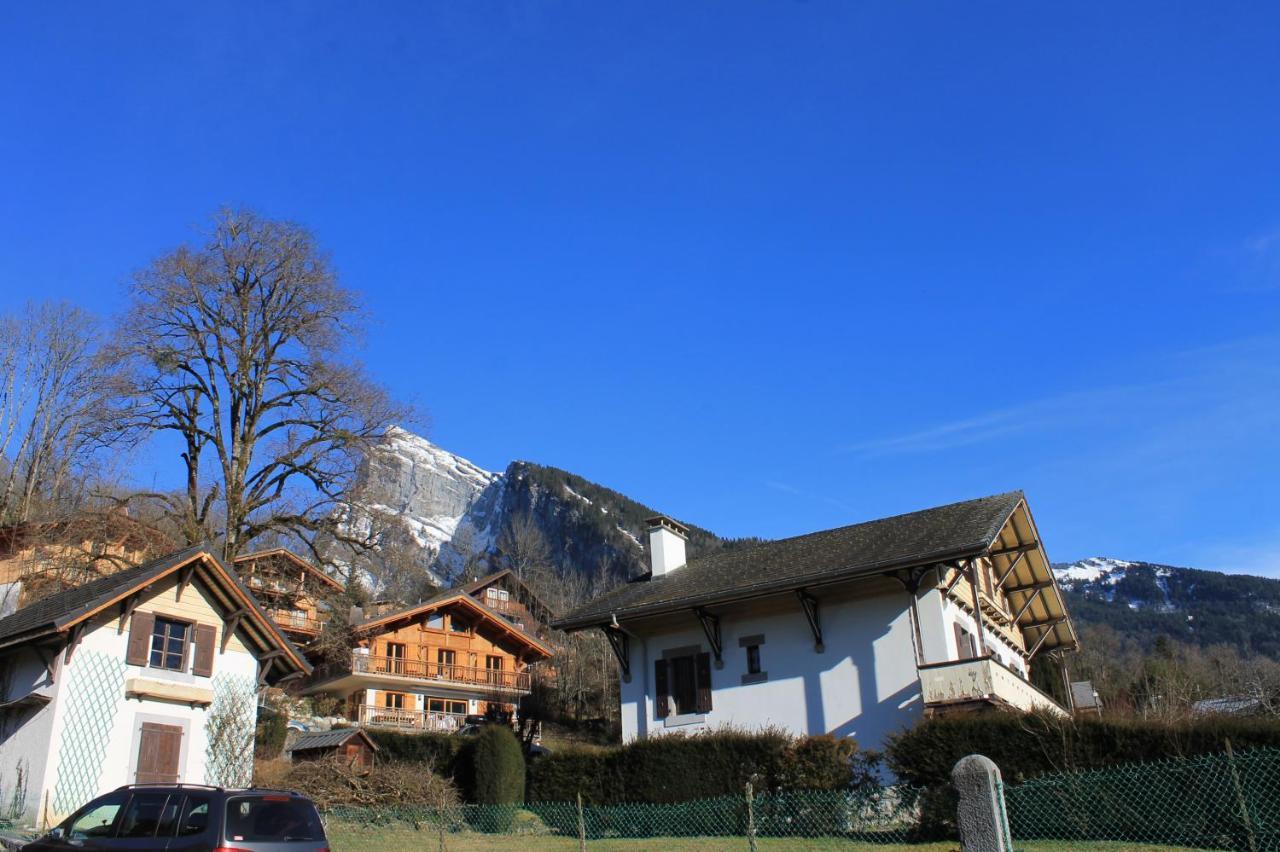 La Ferme De Sous-Lachat Samoëns Exteriör bild