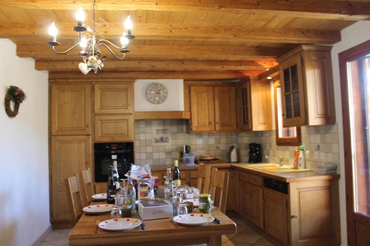 La Ferme De Sous-Lachat Samoëns Exteriör bild